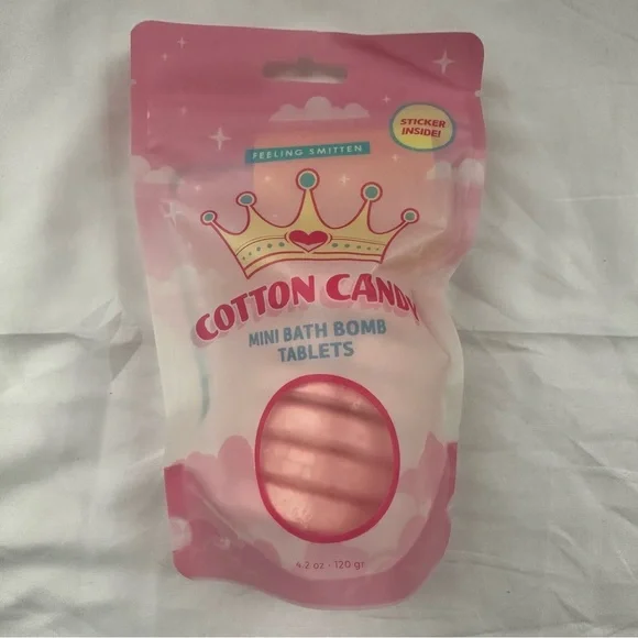 Feeling Smitten Cotton Candy Mini Bath Bomb Tablets 4.2 oz – 6 Count NIP - Picture 1 of 5